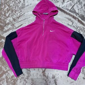 Nike Women Size Medium Icon Clash Hoodie Fireberry Pink Black Cropped Oversized